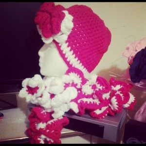 Knitted hat and scarf set